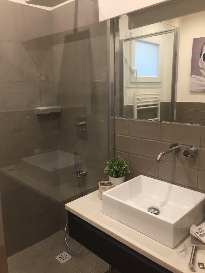 Leon Rosso Flat Apartment Firenze Bagian luar foto